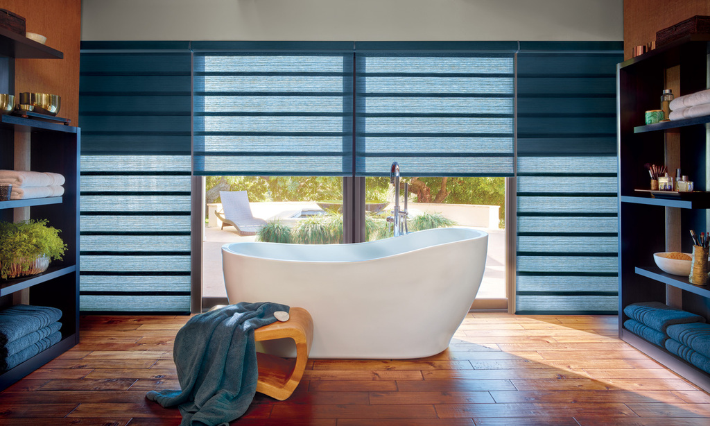 Blue-and-White Paint-Dipped Window Blinds