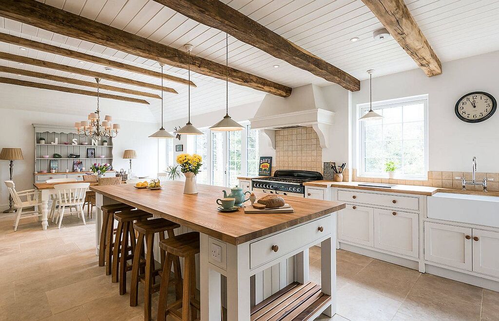 Wood Beams Kitchen design ideas