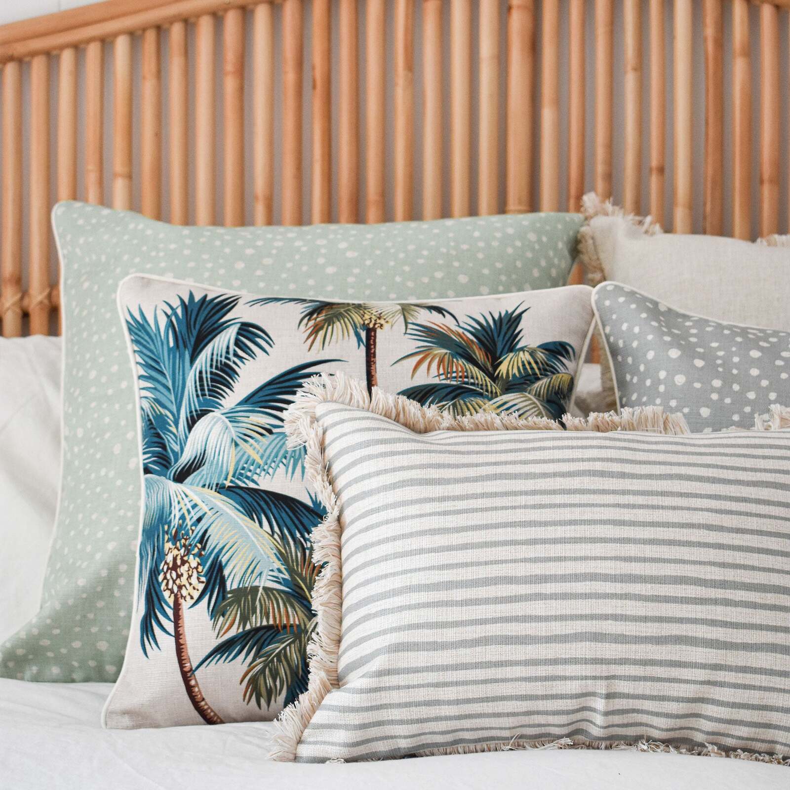 Cushion Cover-With Piping-Palm Trees Natural – 45×45 cm