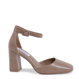 Ankle Strap Pump in Synthetic Leather