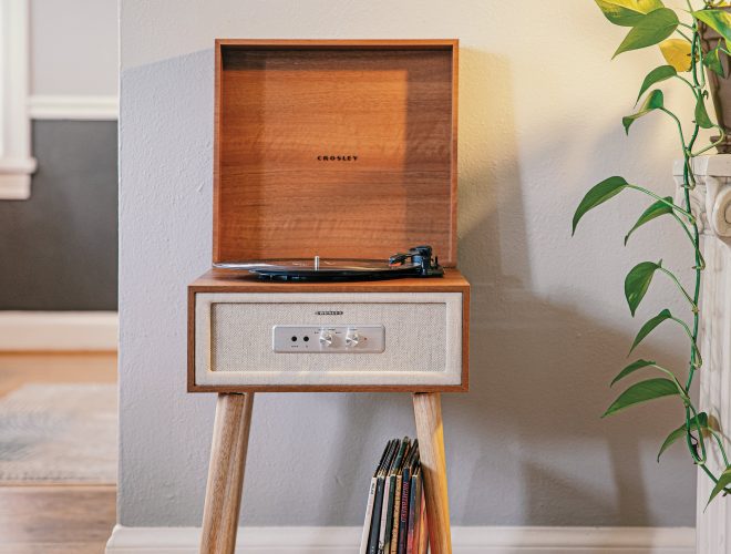 Crosley  Turntable – Rohe