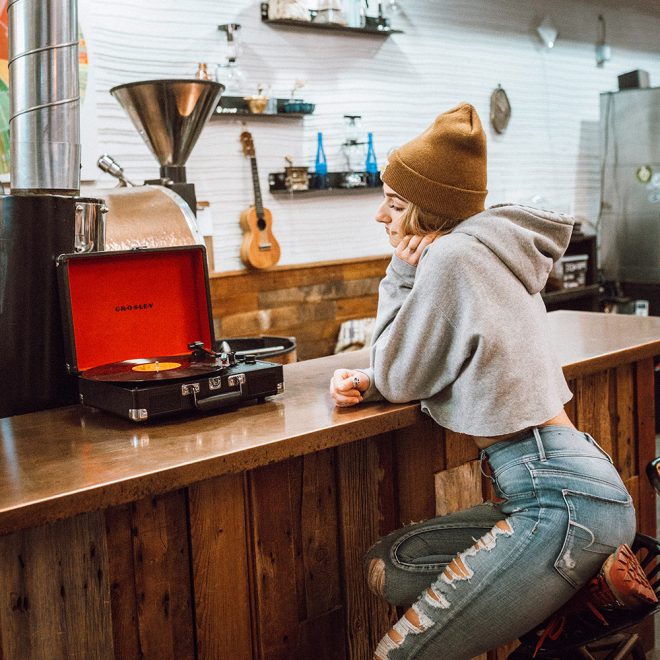 Crosley Cruiser – Bluetooth Portable Turntable – Black