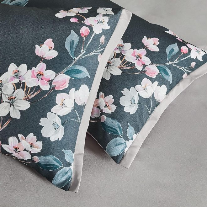 Botanical Hazel Microfibre Quilt Cover Set-queen size