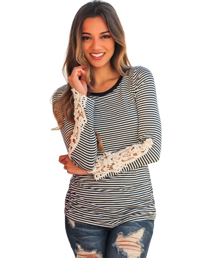 Azura Exchange Lace Crochet Long Sleeve Top – L