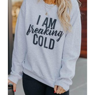 Azura Exchange Breaking COLD Letter Print Sweatshirt