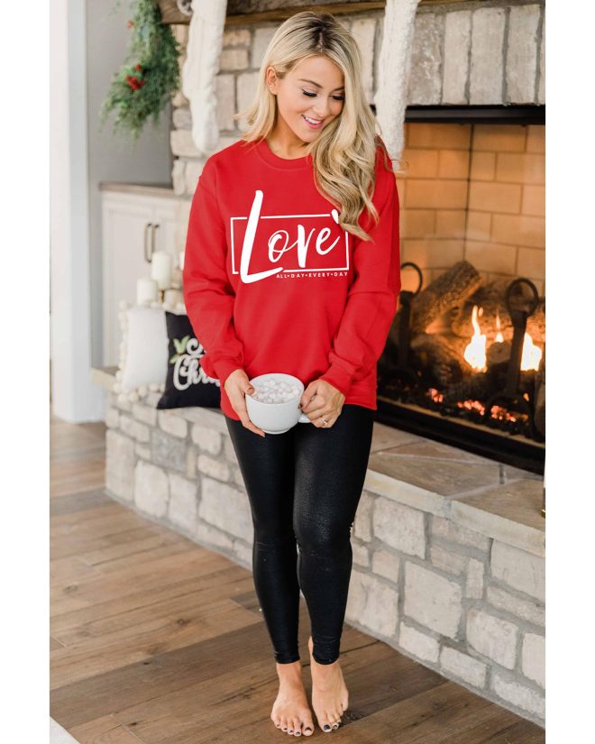 Azura Exchange Love Graphic Sweatshirt – M