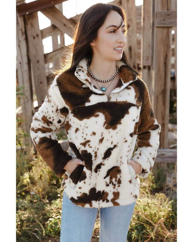 Azura Exchange Cow Print Fleece Sweatshirt – 2XL