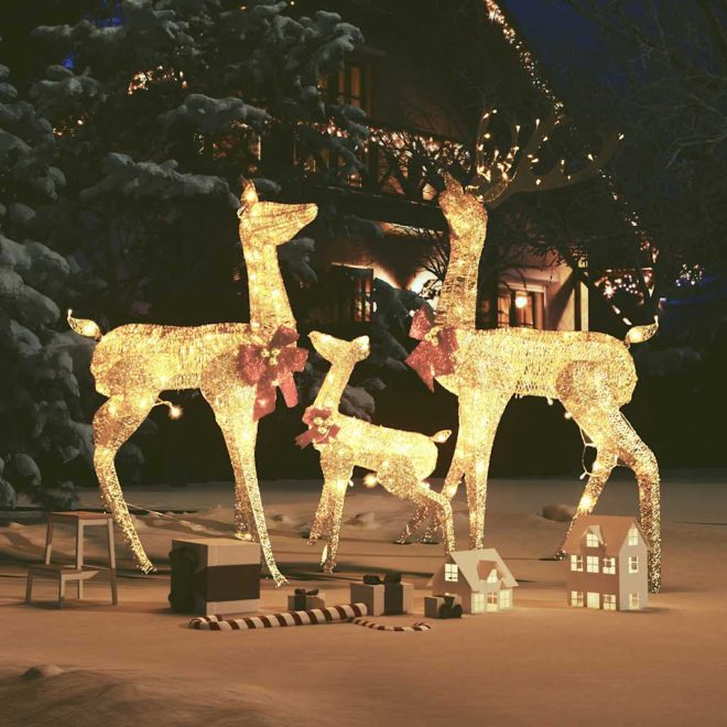 Reindeer Family Christmas Decoration 201 LEDs – Gold